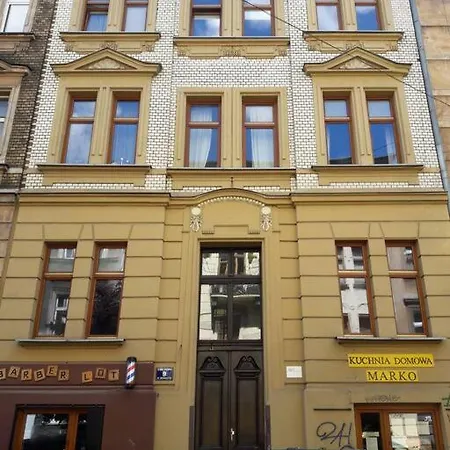 Apartman In The Center -easy Access From The Airport *