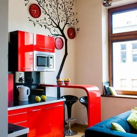 In The Center -easy Access From The Airport Lägenhet *